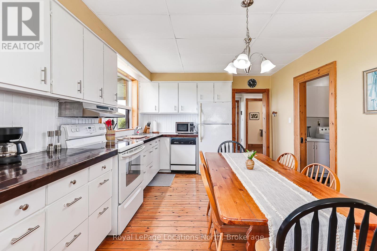 529685 OSPREY - THE BLUE MOUNTAINS TOWNLINE N - Image 15