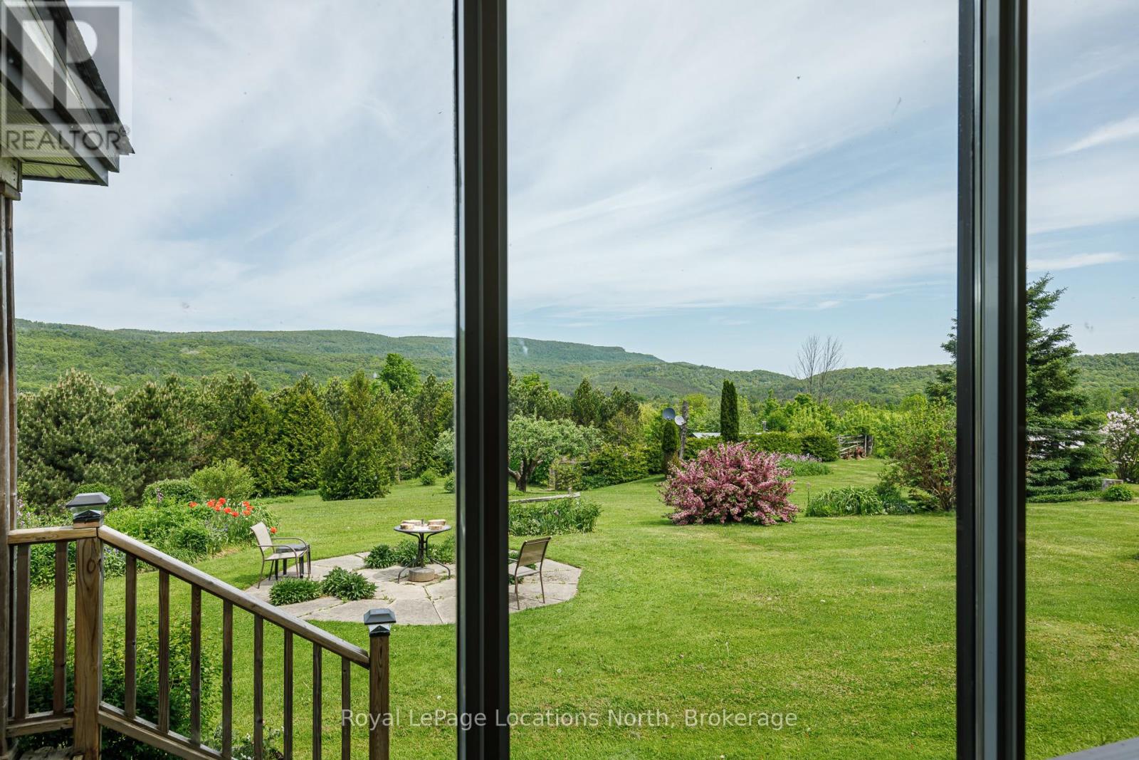 529685 OSPREY - THE BLUE MOUNTAINS TOWNLINE N - Image 23