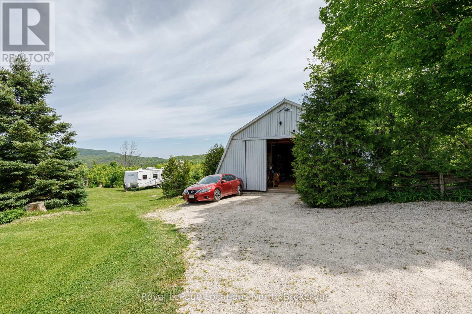 529685 OSPREY - THE BLUE MOUNTAINS TOWNLINE N - Image 26