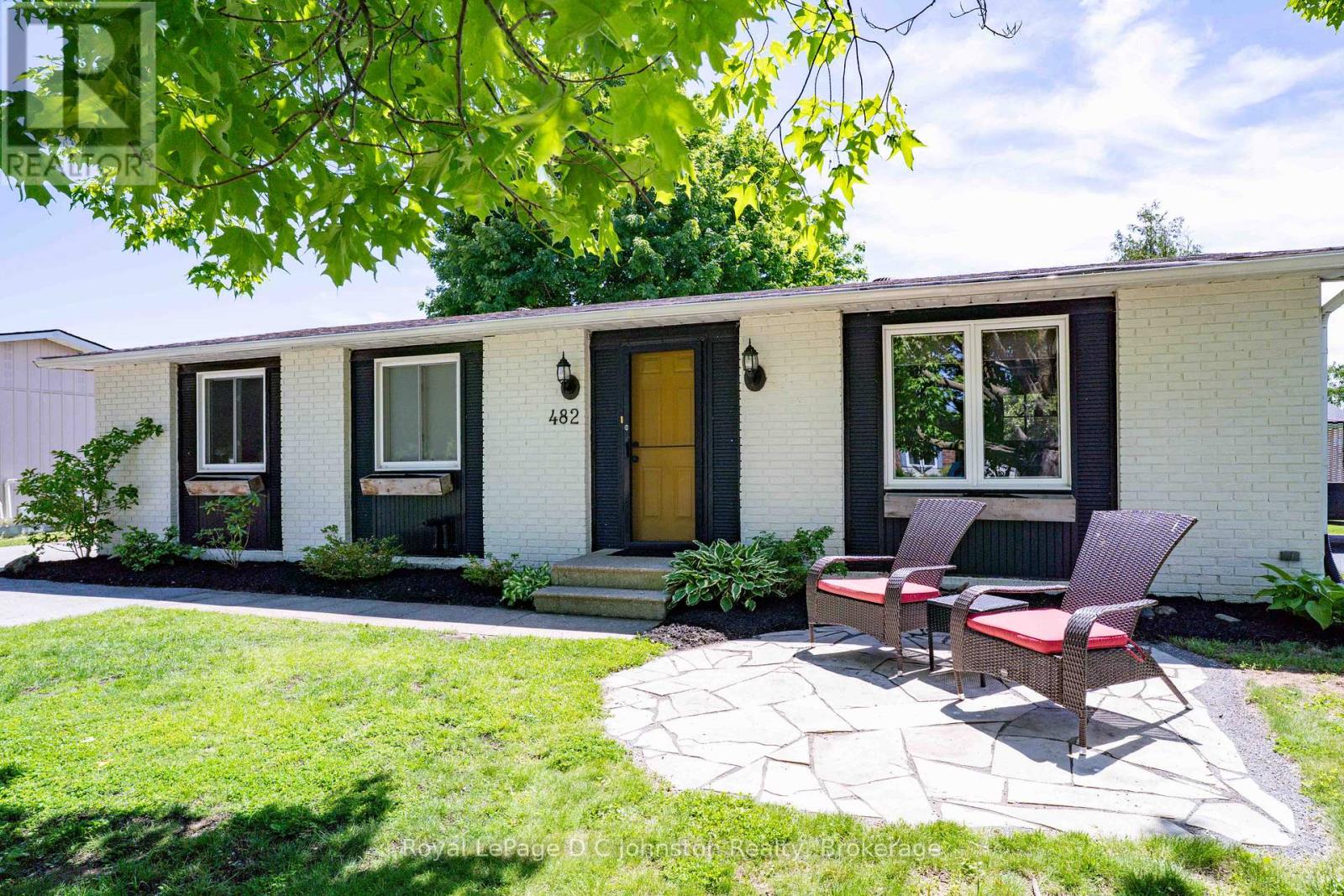 482 PROVINCIAL STREET - 7