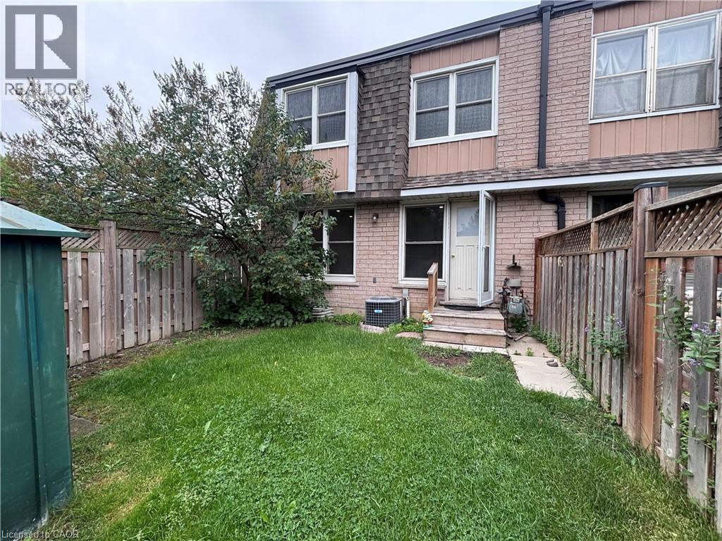 #4 153 W LIMERIDGE Road W - 20