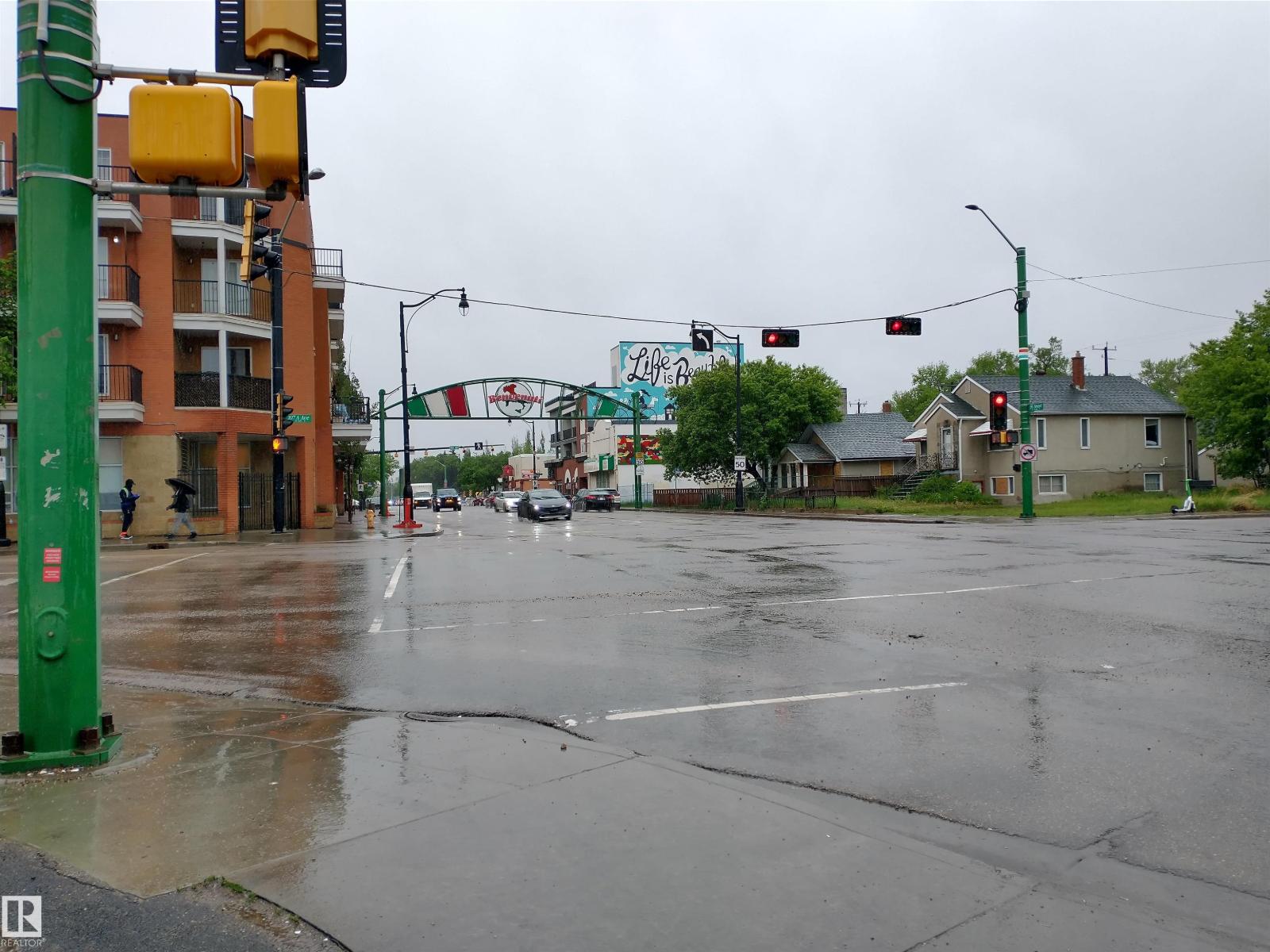 10755 95 ST NW - photo 3