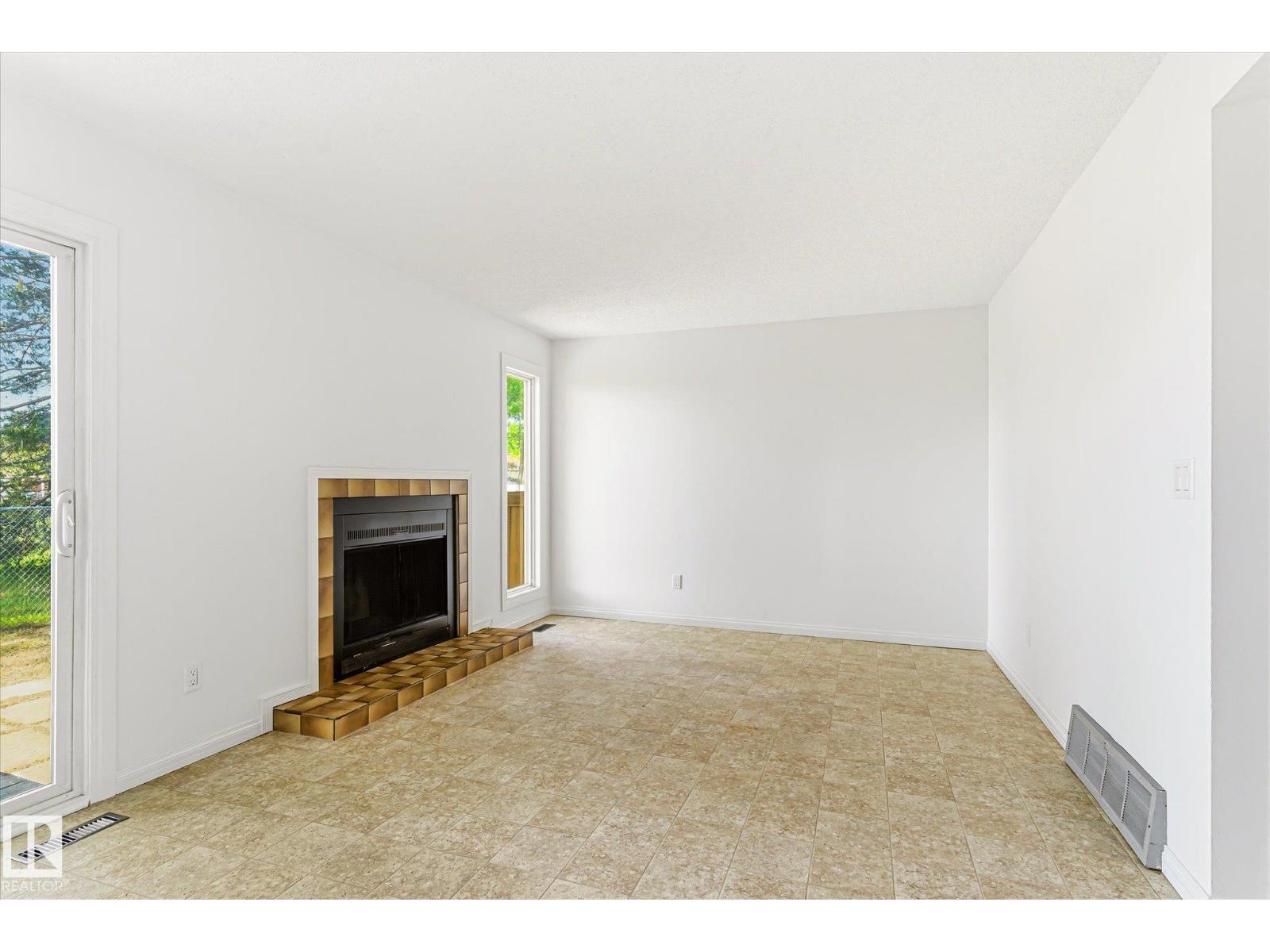 954 LAKEWOOD RD N NW — photo 6