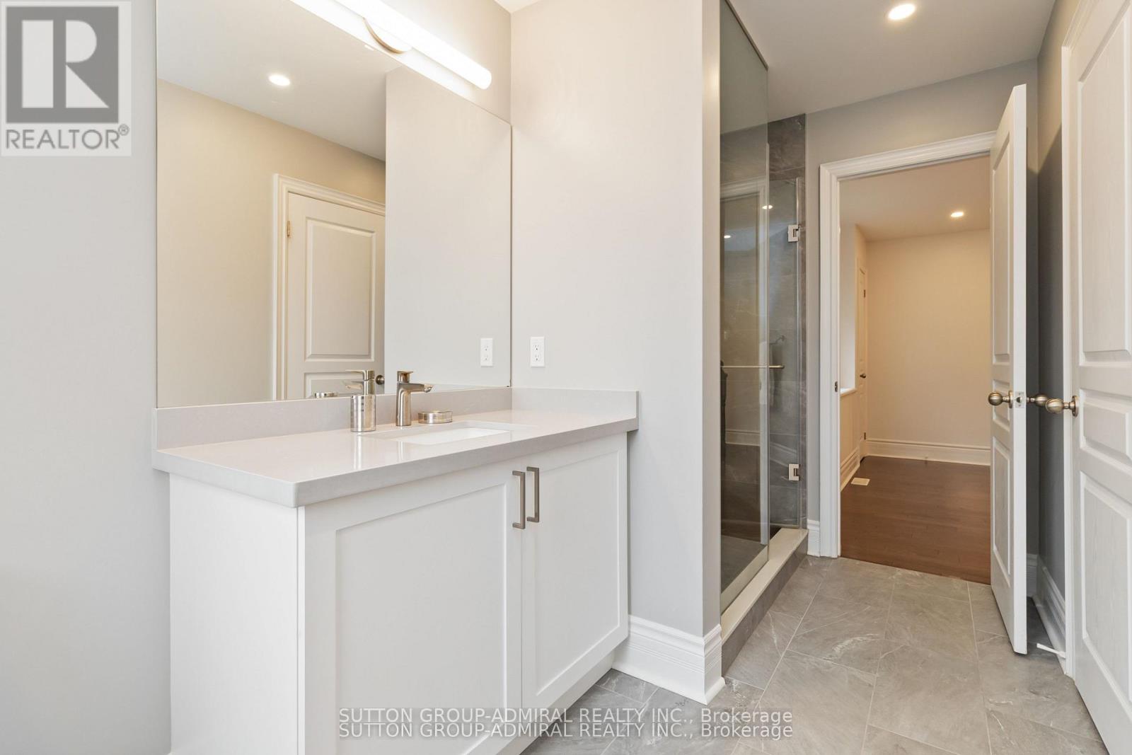 3301 SKIPTON LANE - 39