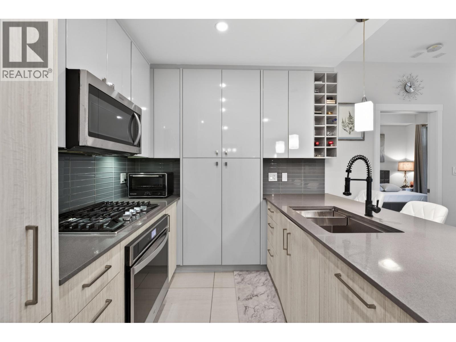 #307-23233 GILLEY Road, Richmond