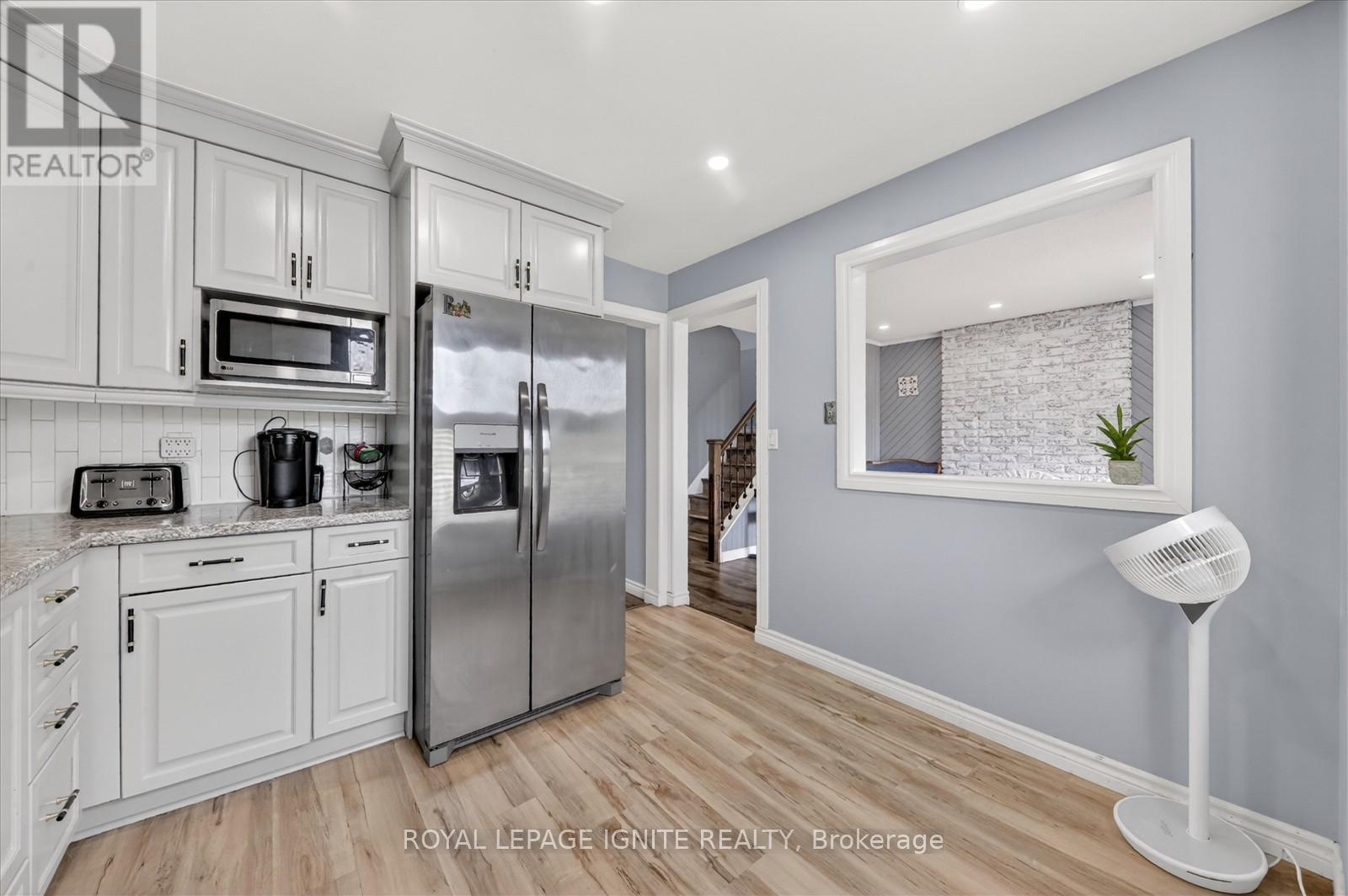 84 CHAD CRESCENT - 12