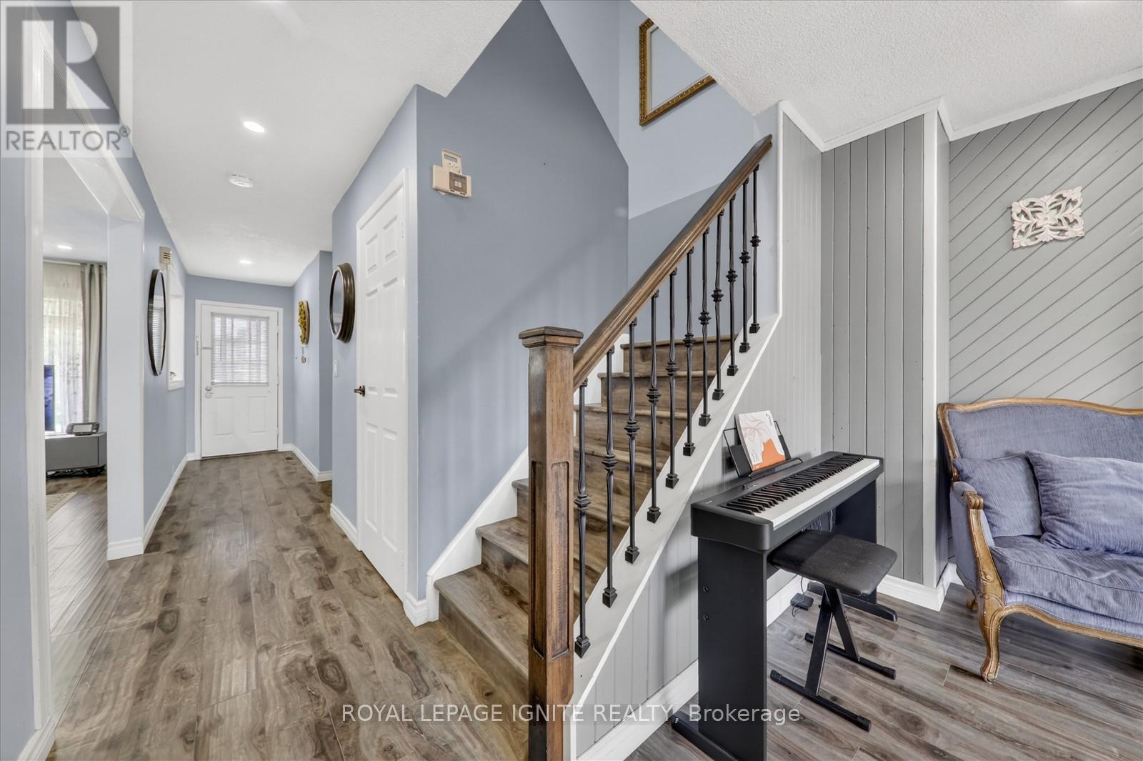 84 CHAD CRESCENT - 17
