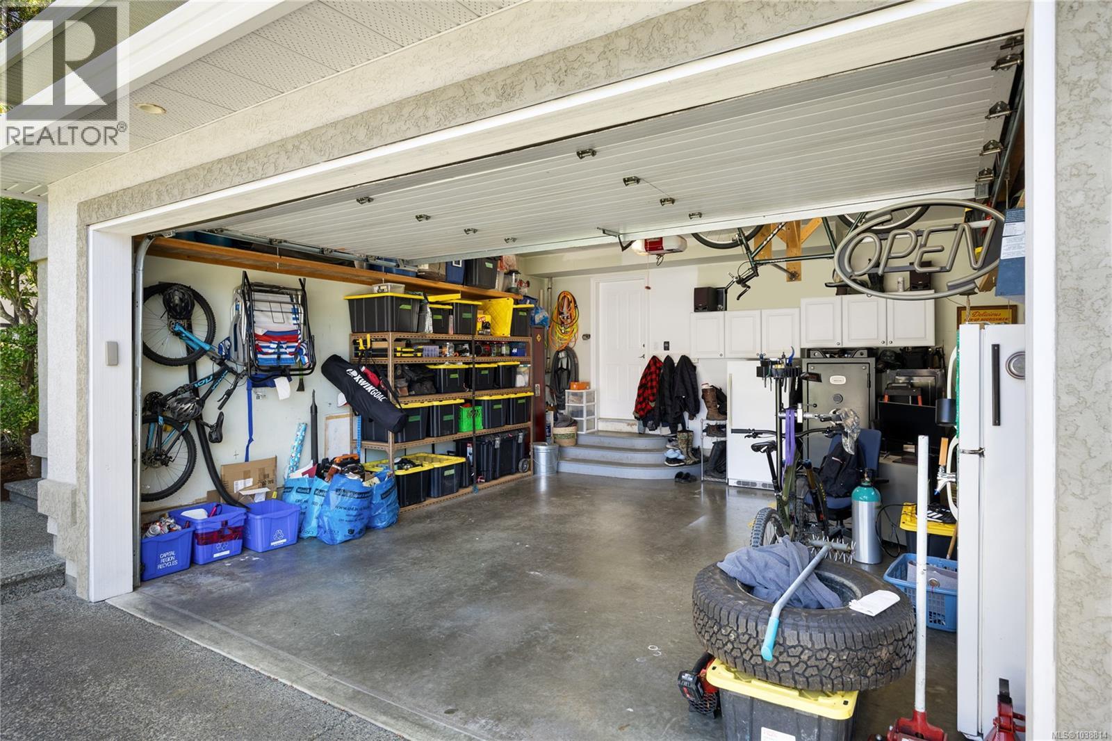 787 Walema Ave - 37
