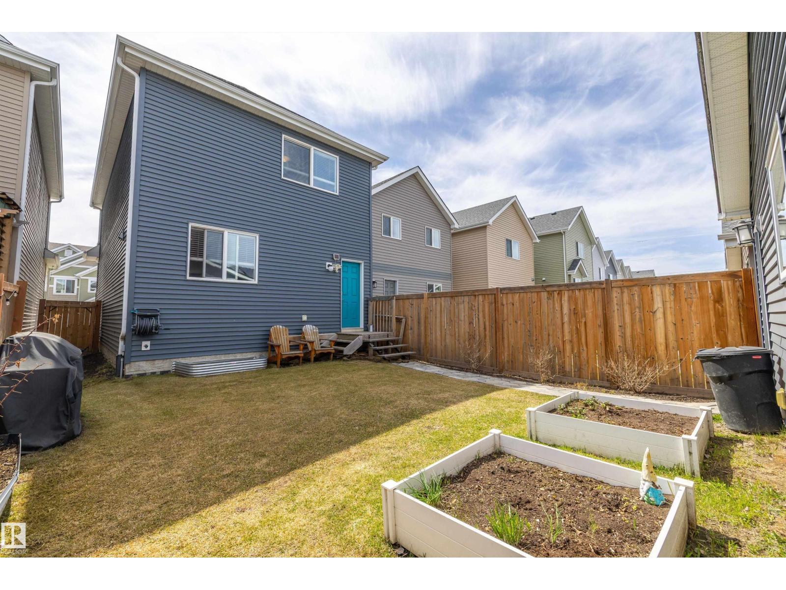 8412 24 AV SW - 34