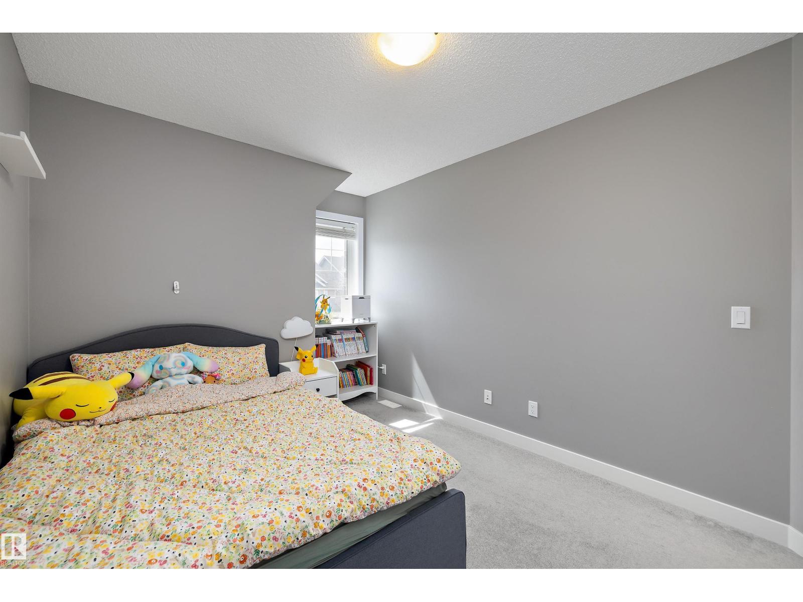 8412 24 AV SW - 27