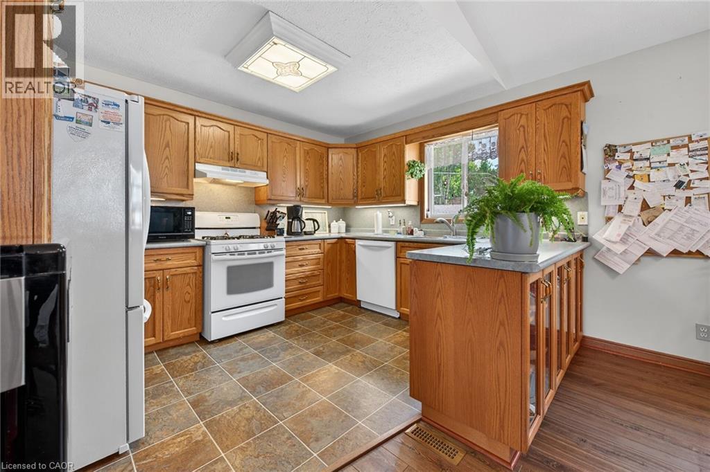 2-bedroom home for sale at 309 BLUE WATER Parkway, Selkirk ON · photo 18 of 51