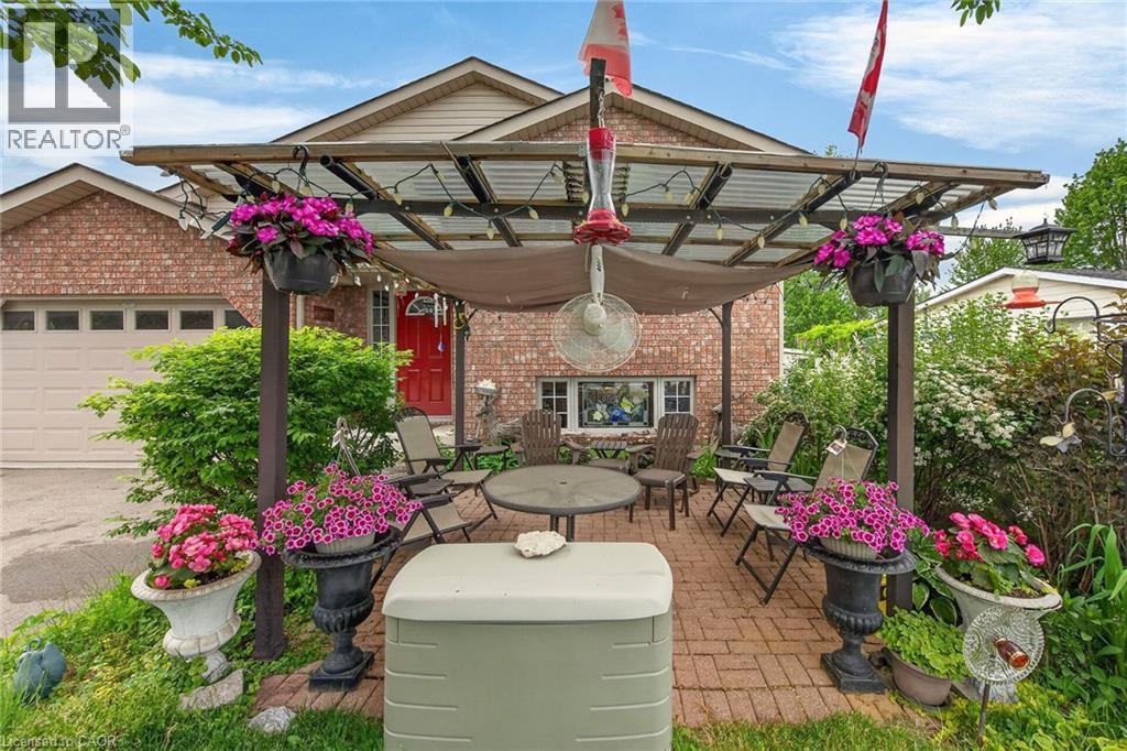 2-bedroom home for sale at 309 BLUE WATER Parkway, Selkirk ON · photo 8 of 51