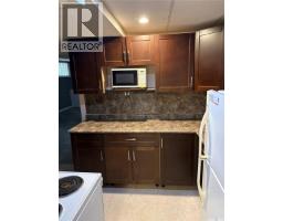 4pc Bathroom - 1929 Quebec Street, Regina, SK S4P1J8 Photo 10