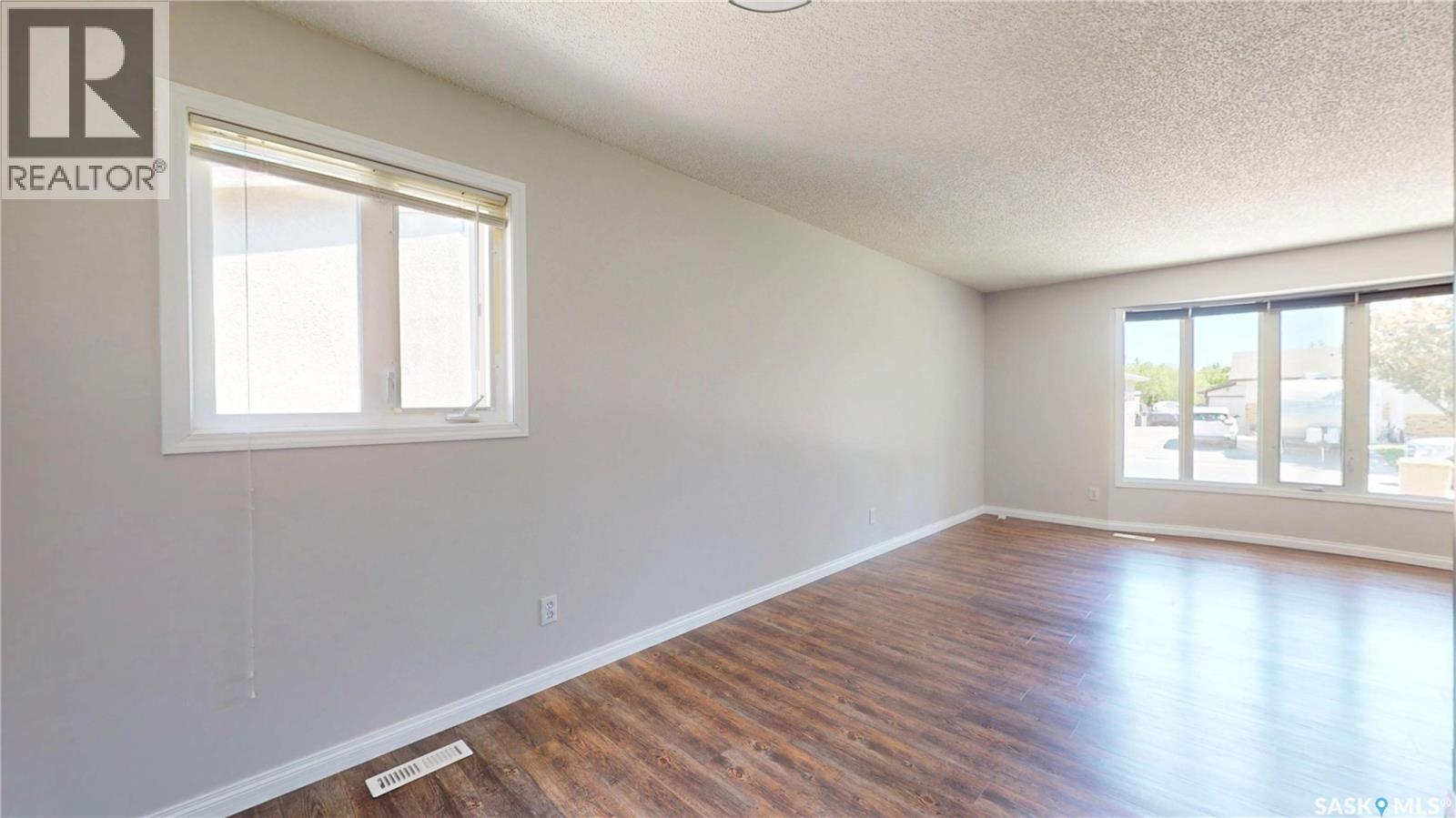 39 Stice CRESCENT — photo 10