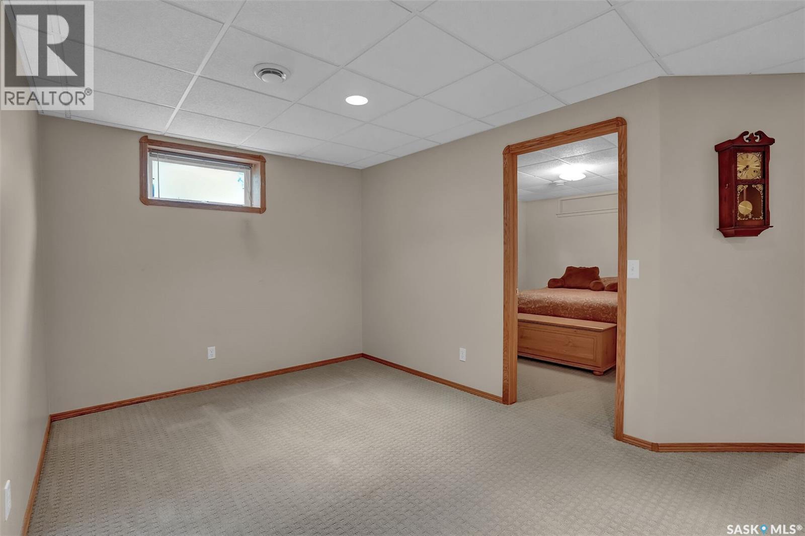 33 Lott ROAD — photo 32