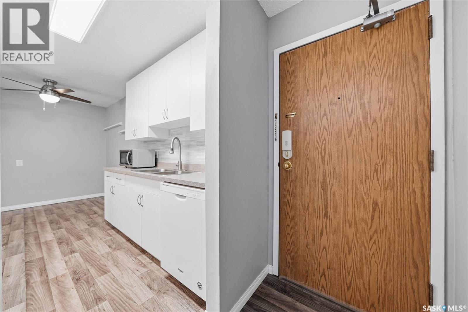 307 207 Tait PLACE - photo 5
