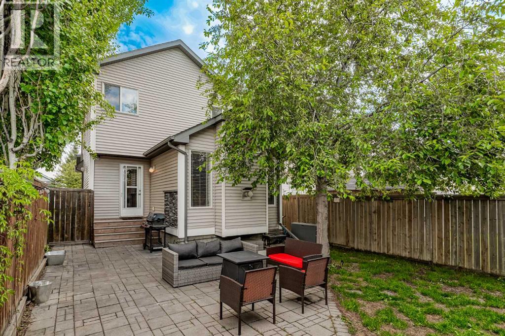 33 Prestwick Rise SE — photo 31
