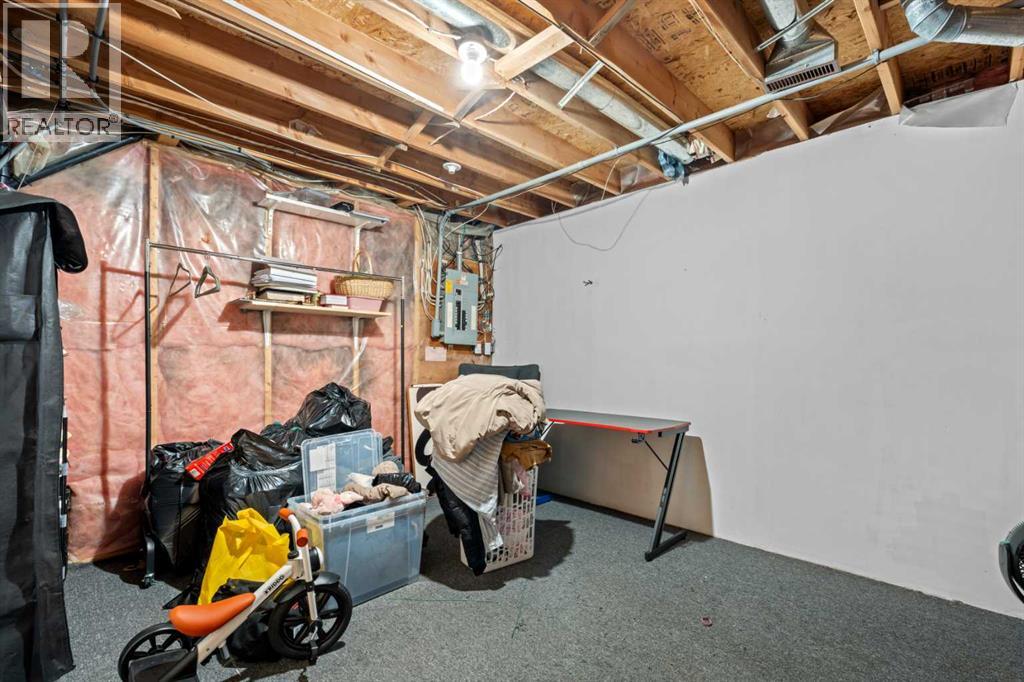 146 Erin Road SE — photo 22