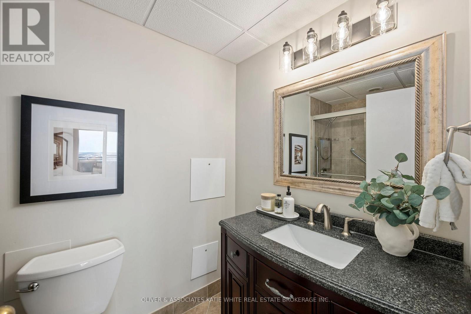 #1901 389 DUNDAS STREET - 13