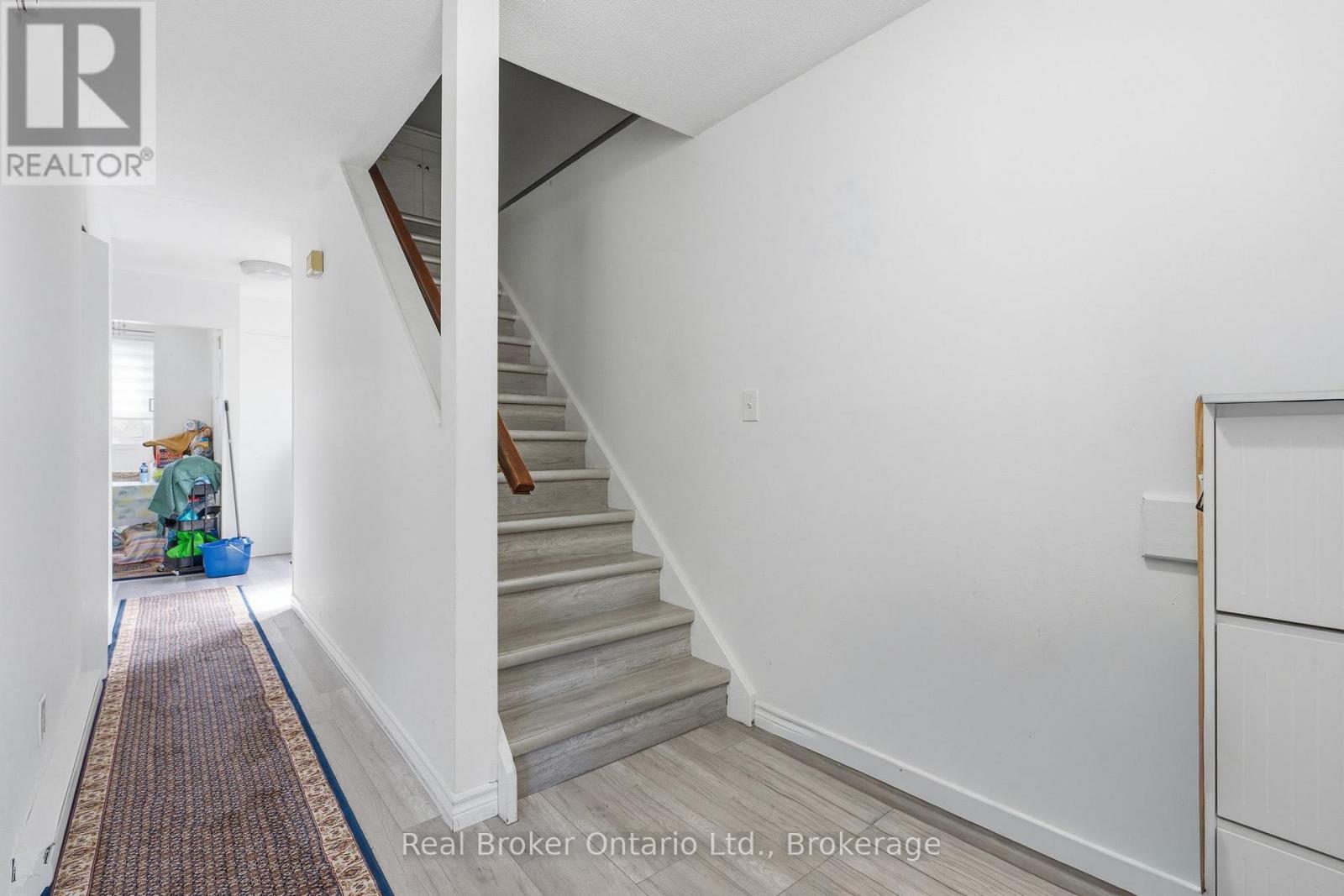 126 DINISON CRESCENT - Image 6