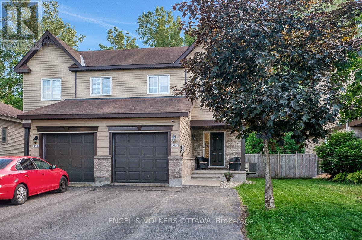 938 PAYER STREET - 1
