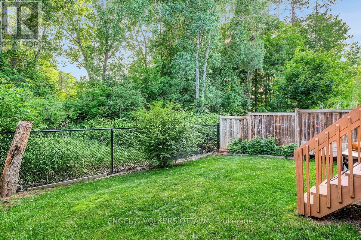 938 PAYER STREET - 29
