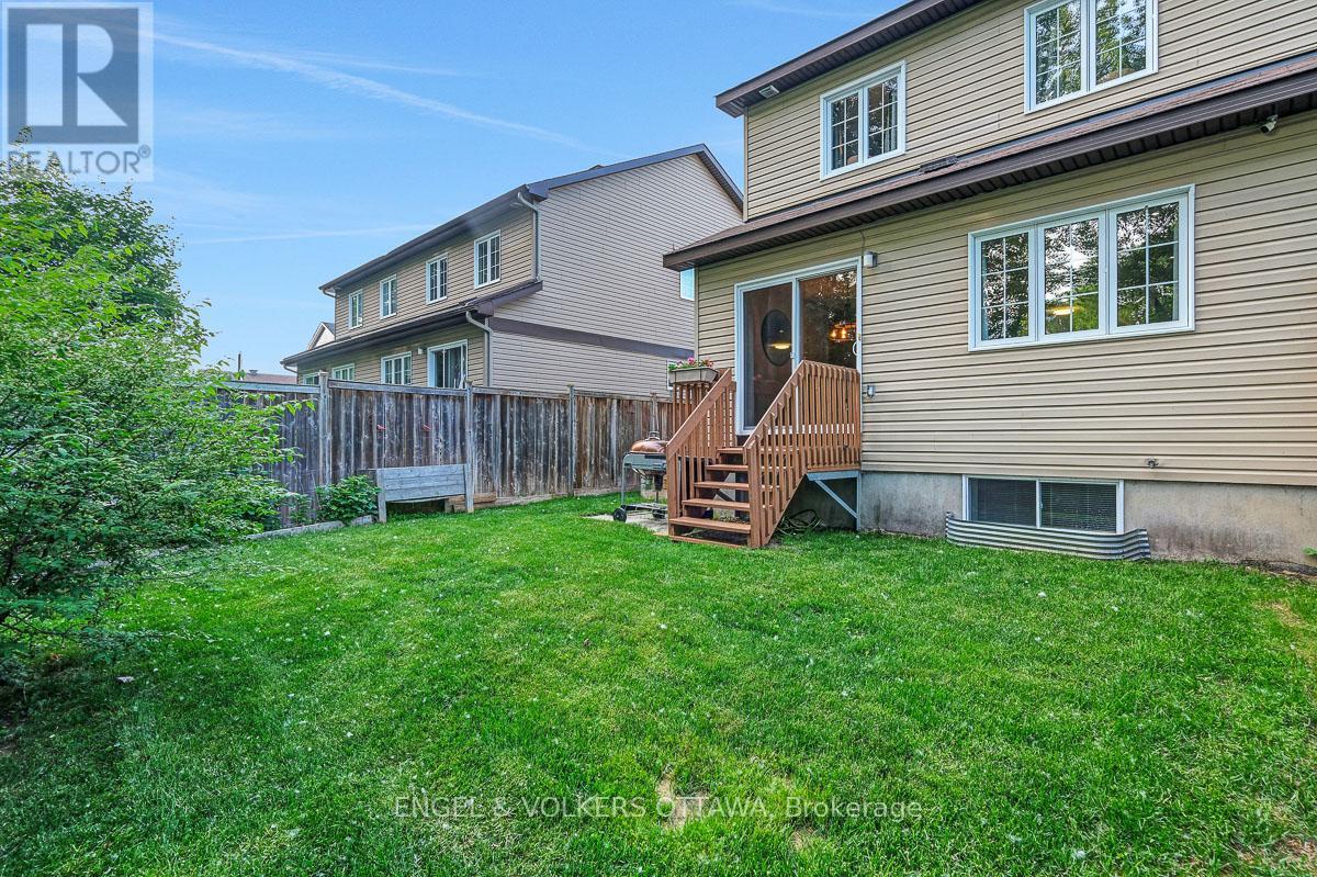 938 PAYER STREET - 30
