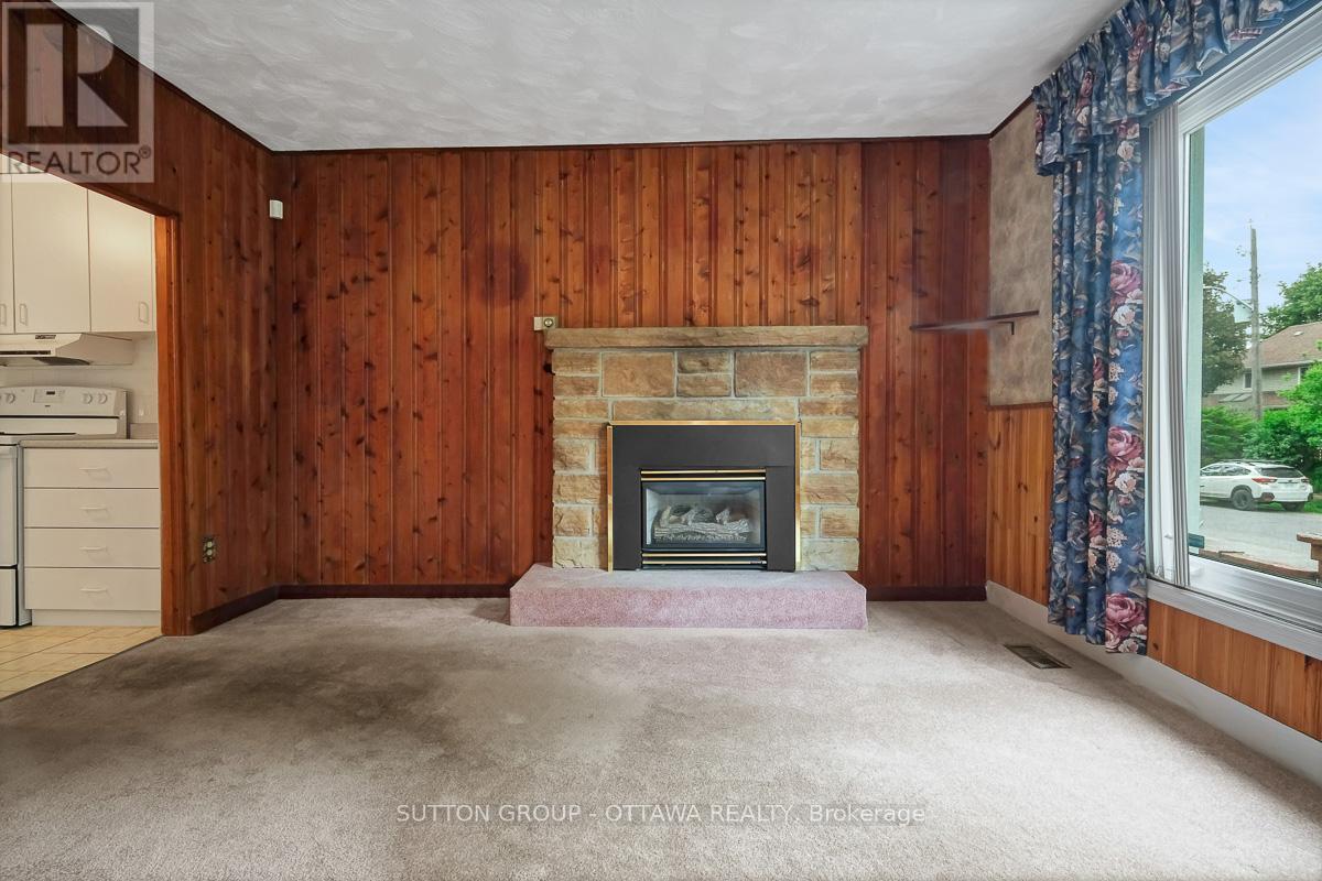 2 Bed, 2 Bath House for Sale in Ottawa – 442 WENTWORTH AVENUE, Ottawa – MLS# X13431246 - Image 9