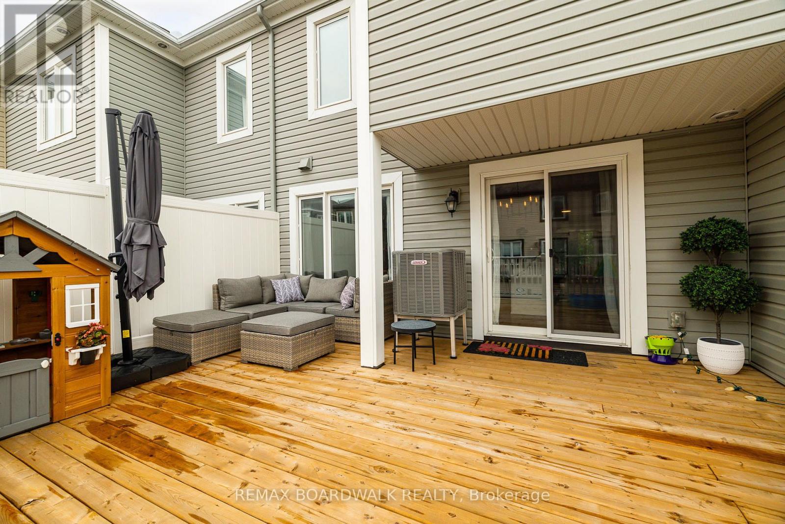 3 Bed, 3 Bath House for Sale in Ottawa – 84 BRISOTE LANE, Ottawa – MLS# X13431280 - Image 27