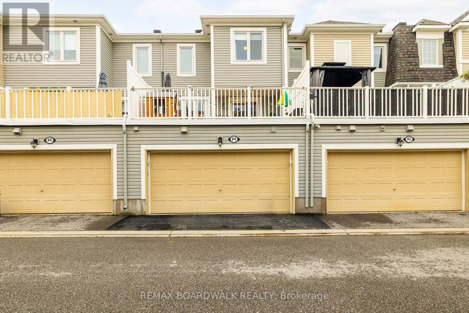 DOUBLE CAR GARAGE w/Lg Deck