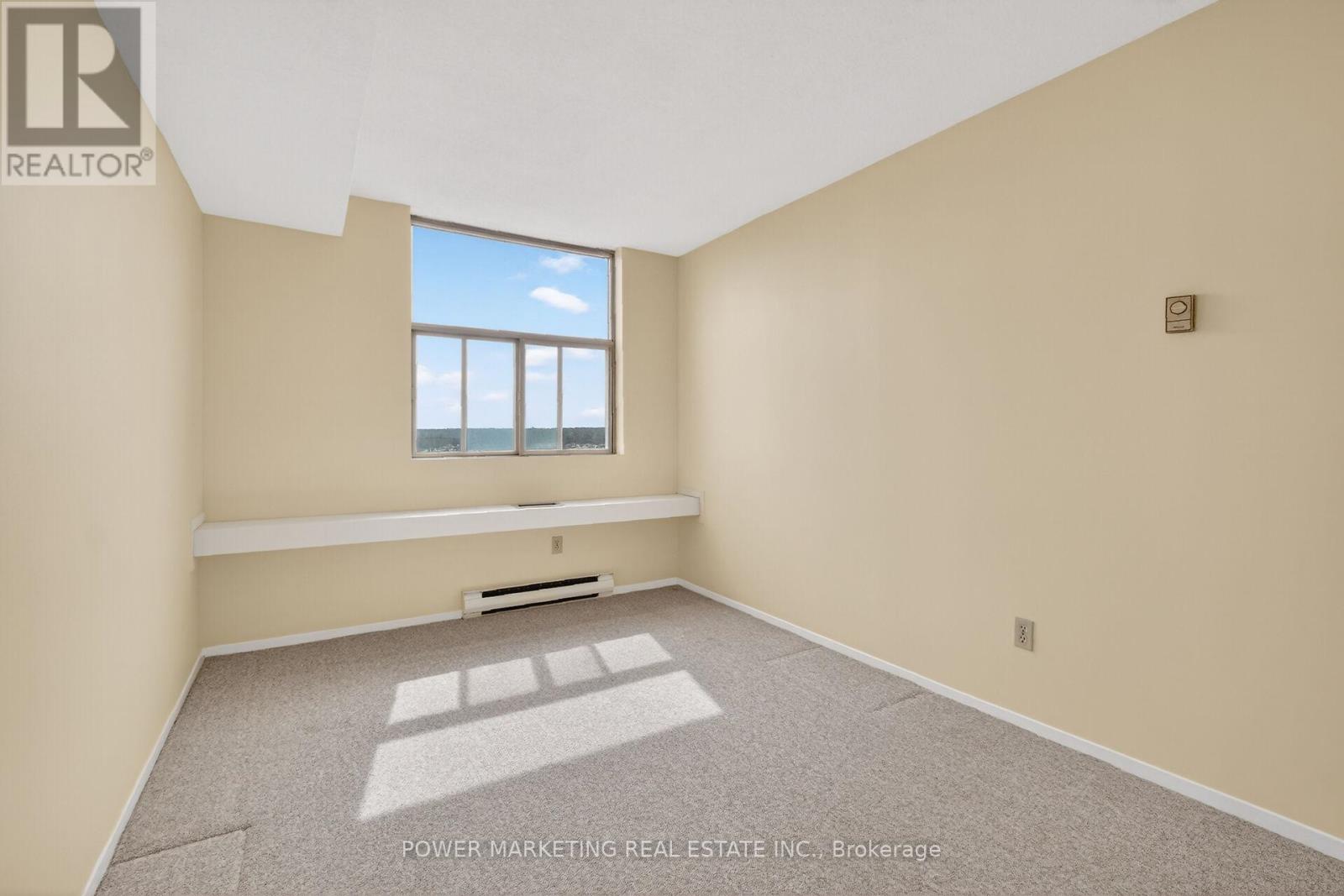 2 Bed, 2 Bath House for Sale in Ottawa – 1204 – 2760 CAROUSEL CRESCENT, Ottawa – MLS# X13431440 - Image 20