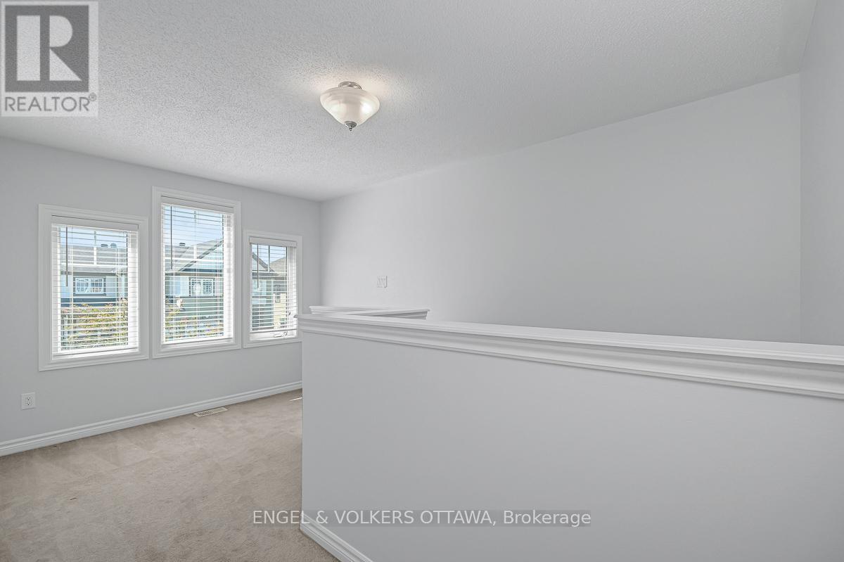 3 Bed, 4 Bath House for Sale in Ottawa – 308 SONG SPARROW STREET W, Ottawa – MLS# X13431564 - Image 34