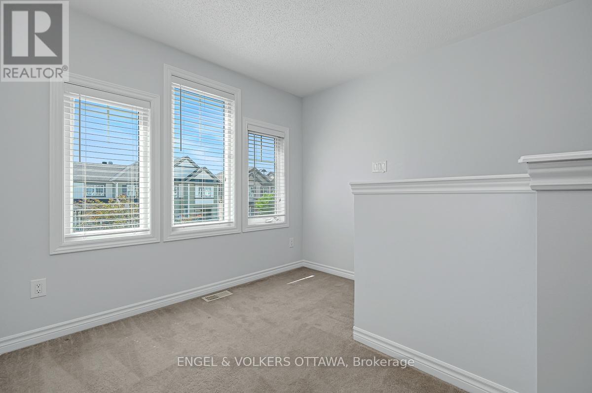 3 Bed, 4 Bath House for Sale in Ottawa – 308 SONG SPARROW STREET W, Ottawa – MLS# X13431564 - Image 35