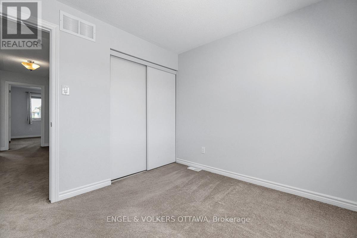 3 Bed, 4 Bath House for Sale in Ottawa – 308 SONG SPARROW STREET W, Ottawa – MLS# X13431564 - Image 38