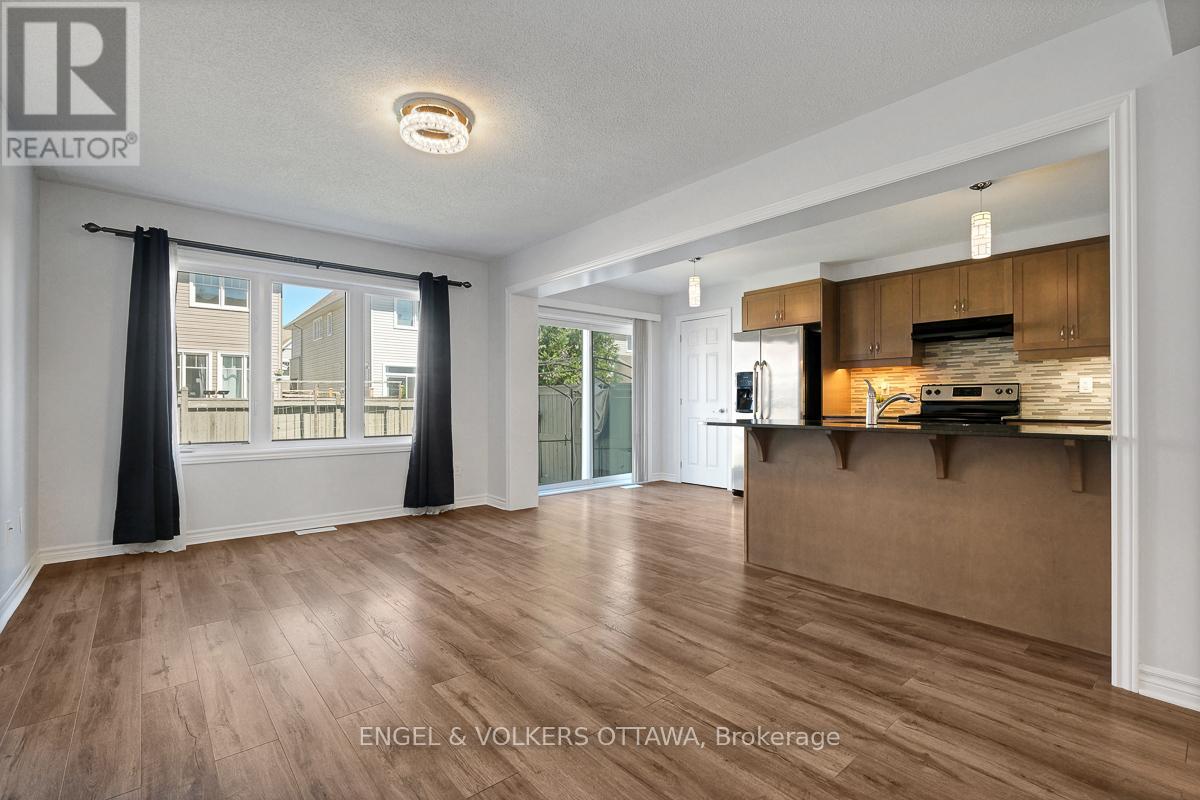 3 Bed, 4 Bath House for Sale in Ottawa – 308 SONG SPARROW STREET W, Ottawa – MLS# X13431564 - Image 8