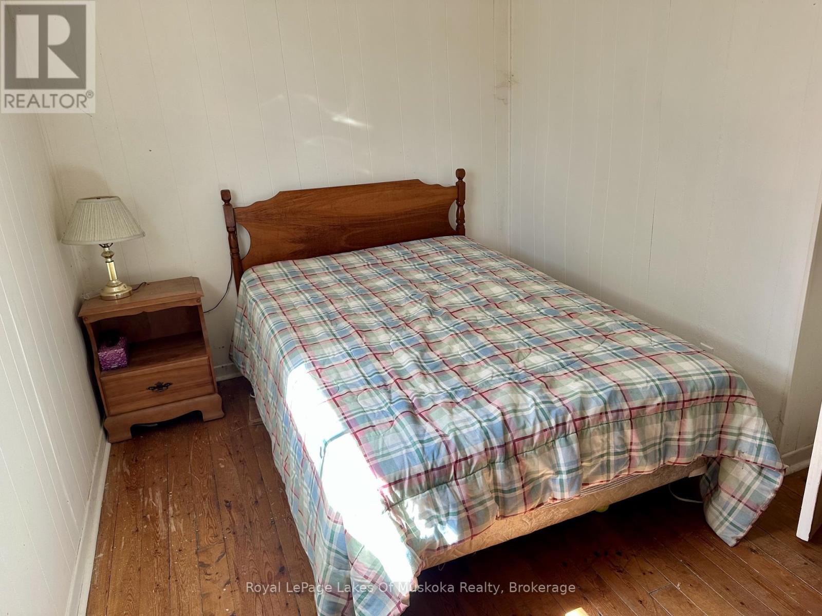 1080 ST. PETER'S ROAD - 16