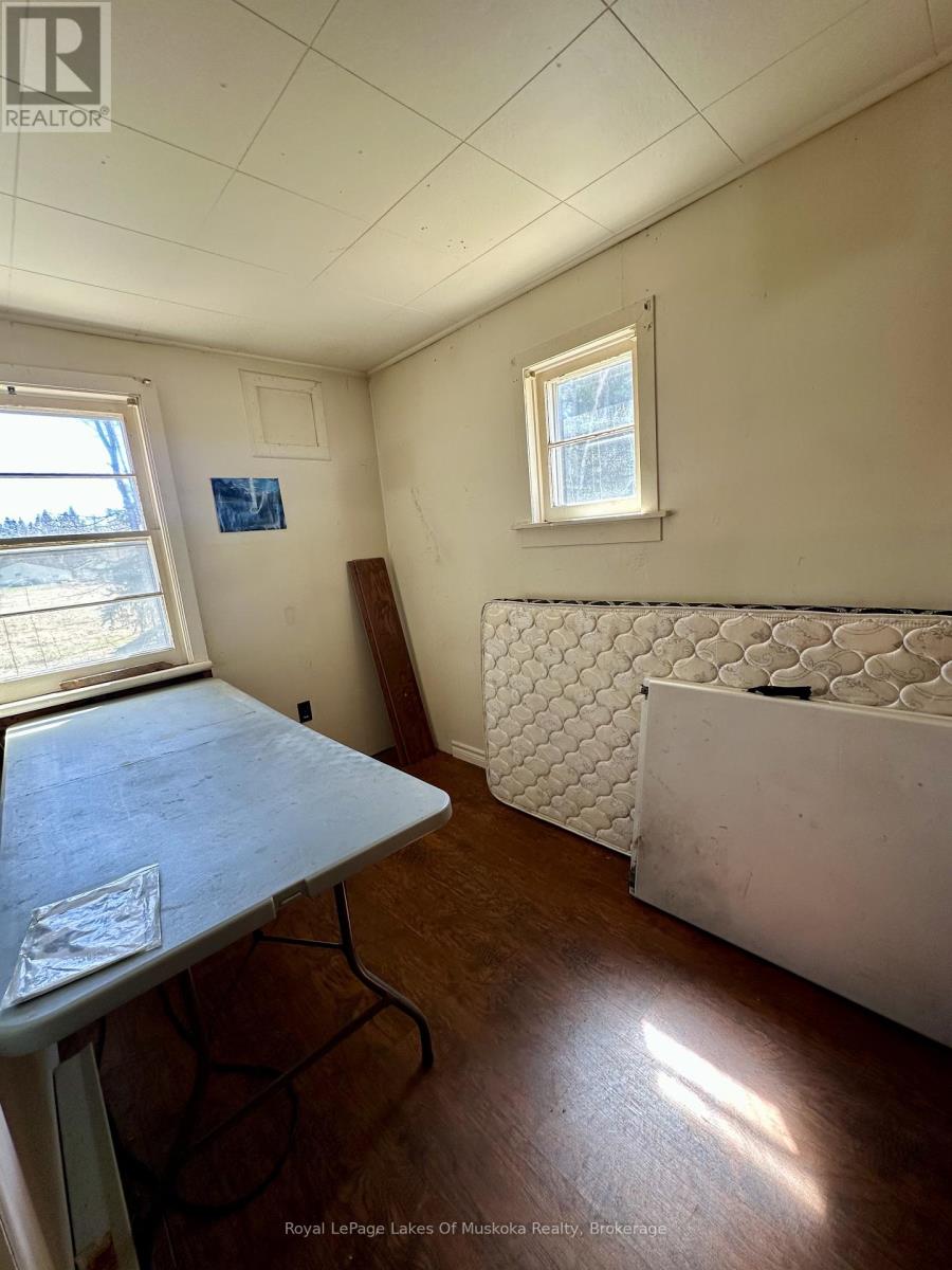 1080 ST. PETER'S ROAD - 9