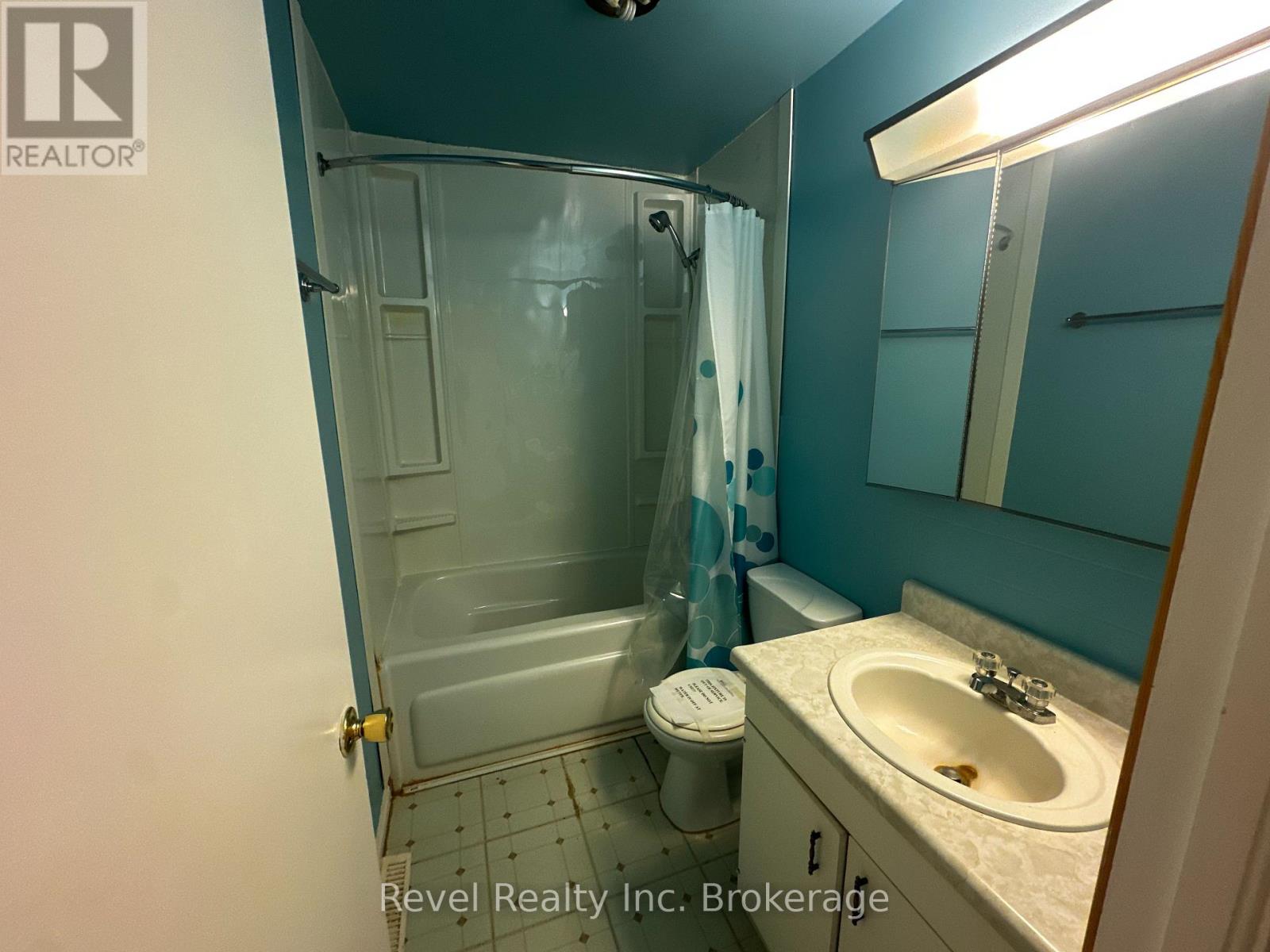 8 TRAILAINE ROAD - 20