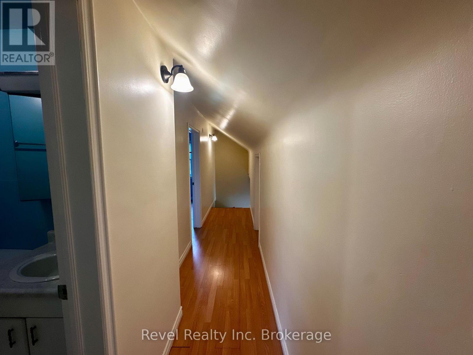 8 TRAILAINE ROAD - 21