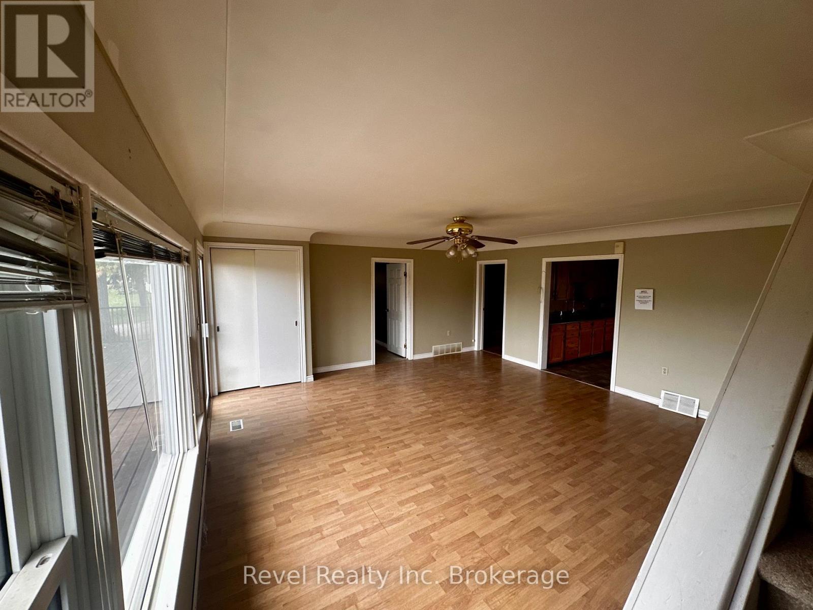8 TRAILAINE ROAD - 22