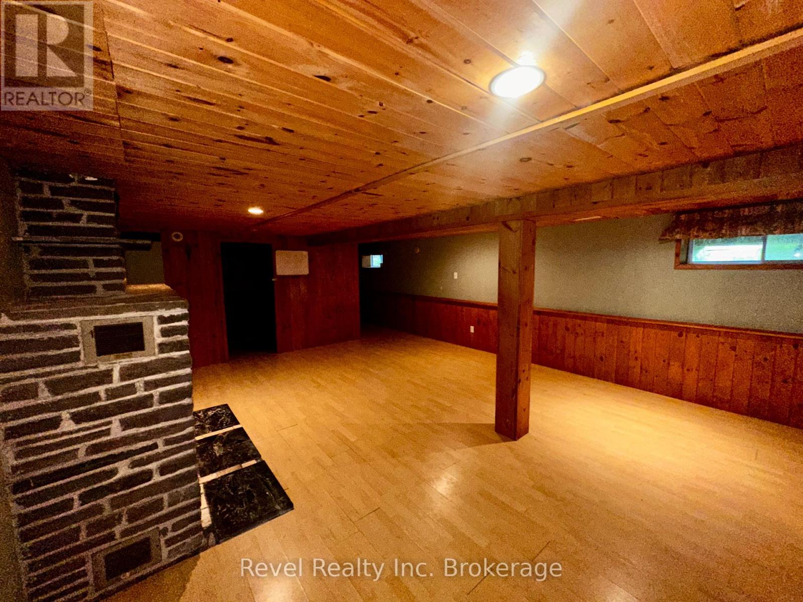 8 TRAILAINE ROAD - 25