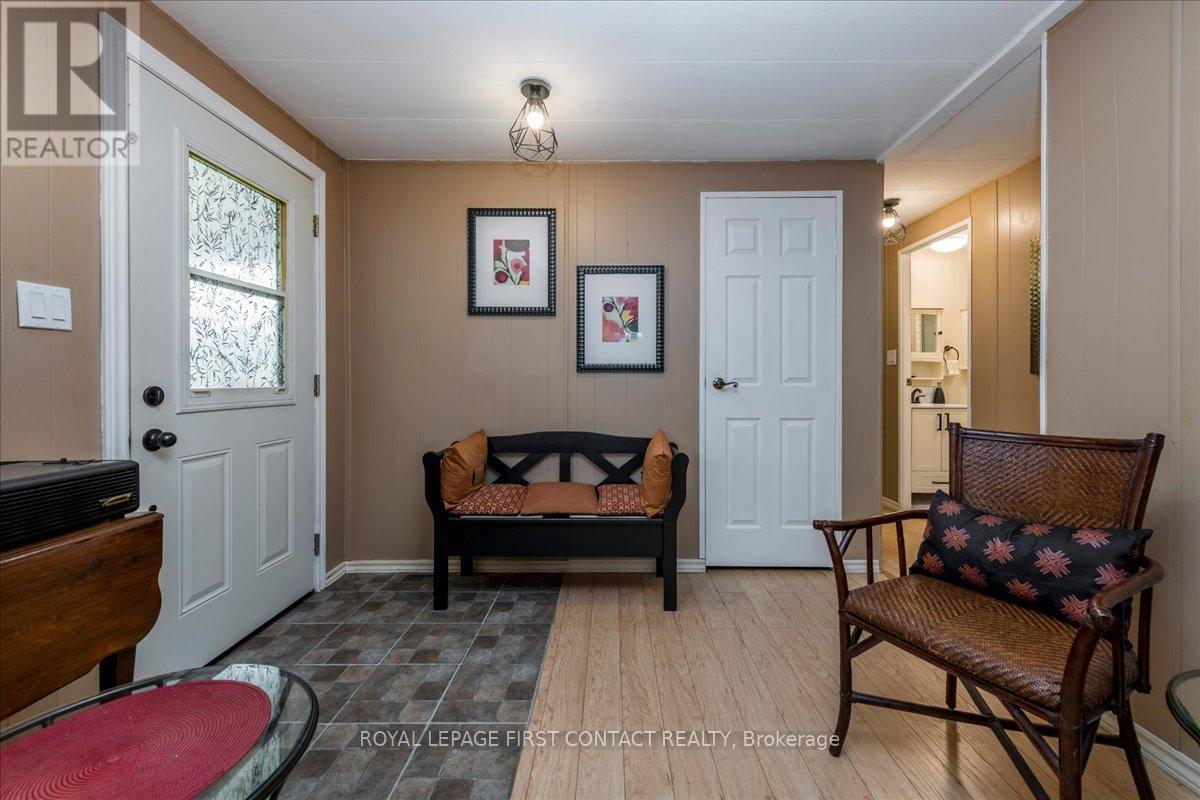 11 HAWTHORNE DRIVE - 5