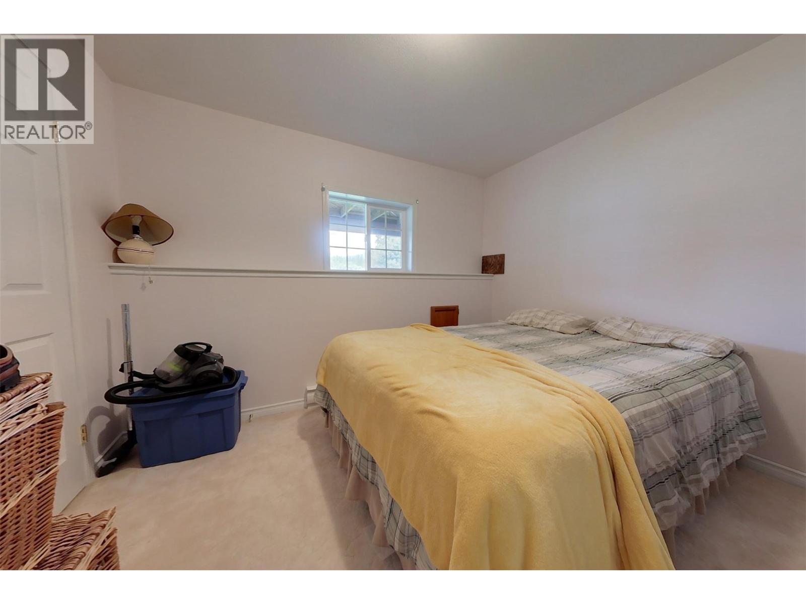 301 Fowler Street - 26