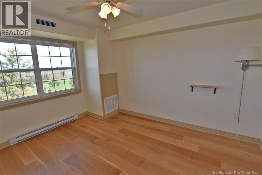 #412 1 Golf Greens Lane - 24