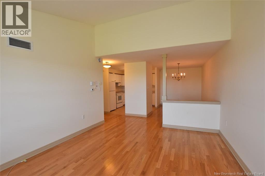 #412 1 Golf Greens Lane - 10