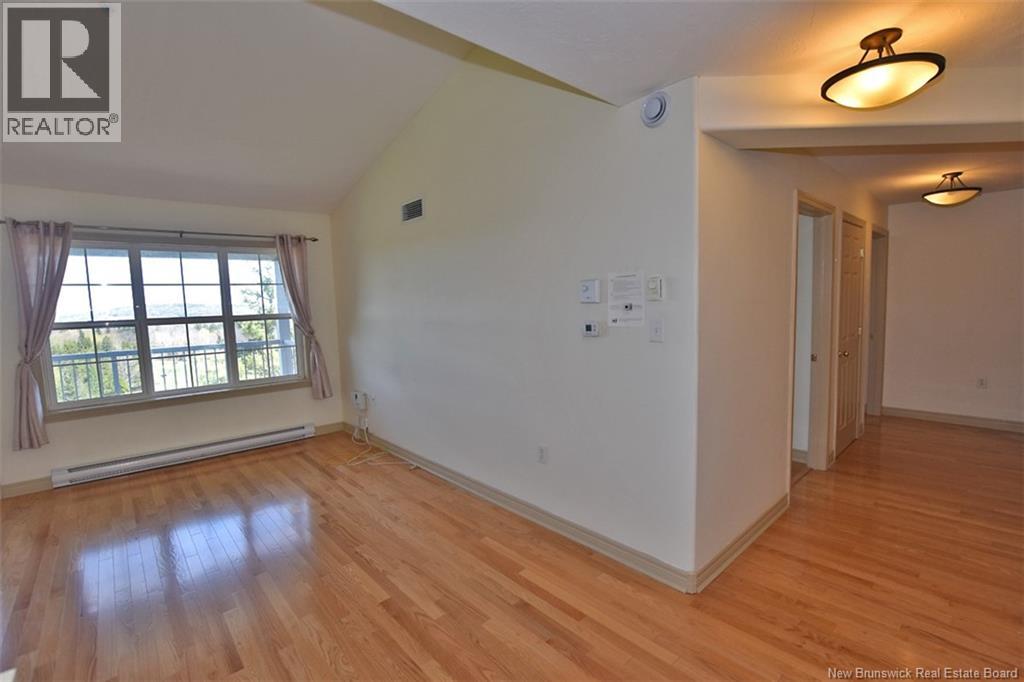 #412 1 Golf Greens Lane - 8