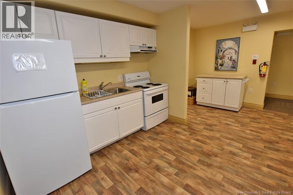 #412 1 Golf Greens Lane - 46