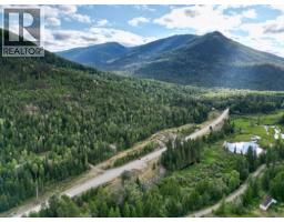 5105 3 Highway, Salmo, BC V0G1Z0 Photo 13