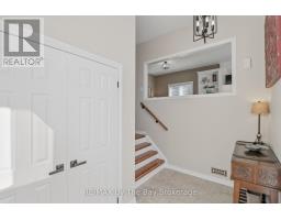 18 Maple Drive, Wasaga Beach, ON L9Z0A7 Photo 13