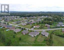 18 Maple Drive, Wasaga Beach, ON L9Z0A7 Photo 45